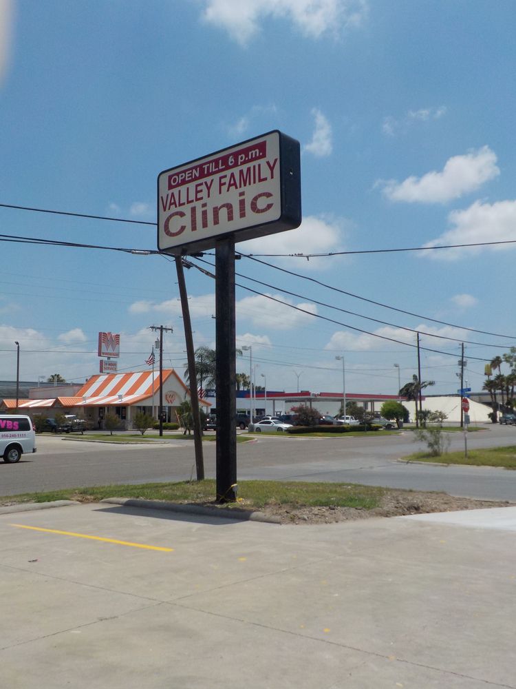 994 E Hidalgo Ave, Raymondville, TX 78580